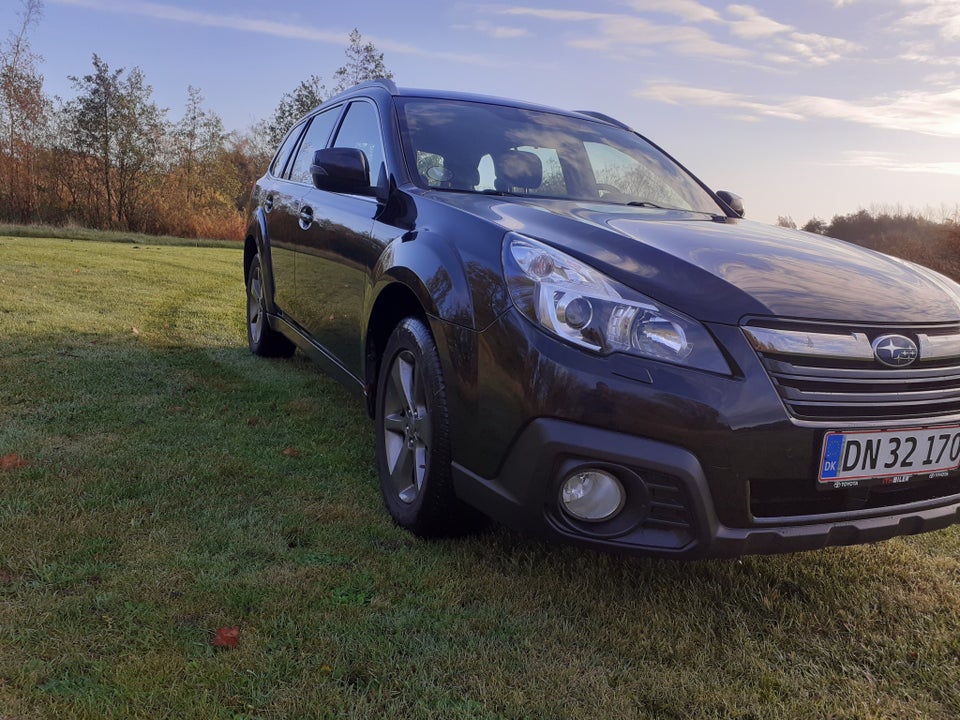 Subaru Outback 2,5i CVT AWD 5d