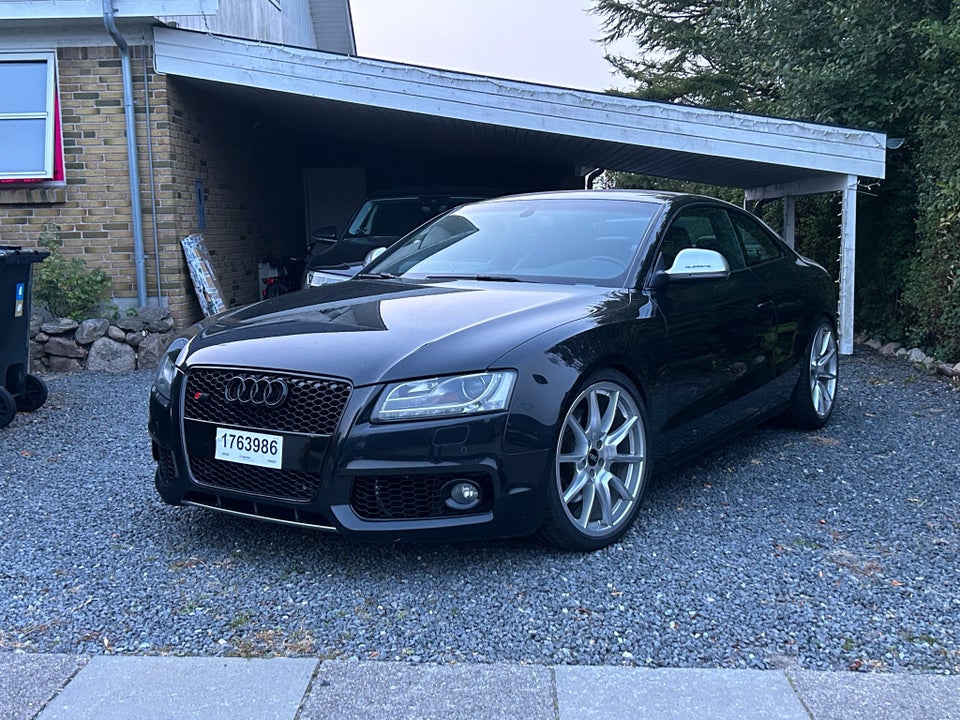 Audi S5 4,2 FSi Coupé quattro 2d