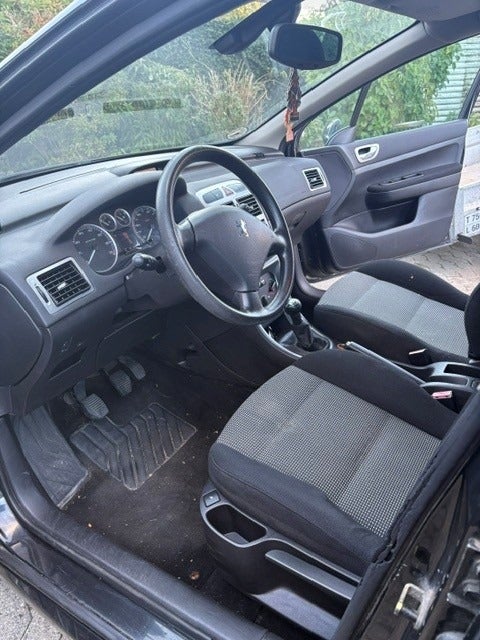 Peugeot 307 1,6 Perfection 5d