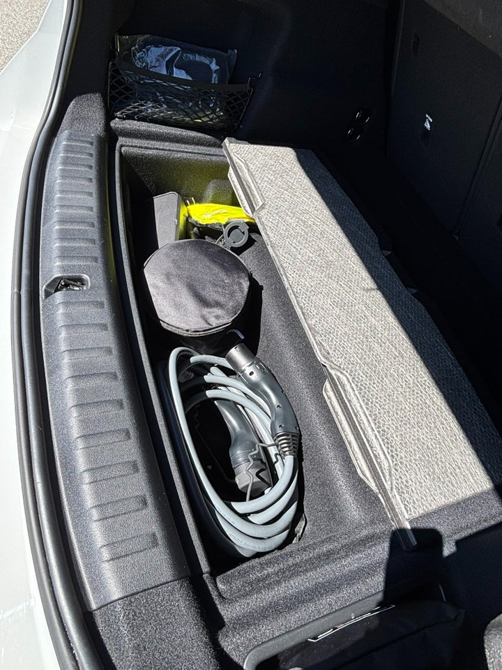 BMW iX1 eDrive20 Fully Charged M-Sport 5d
