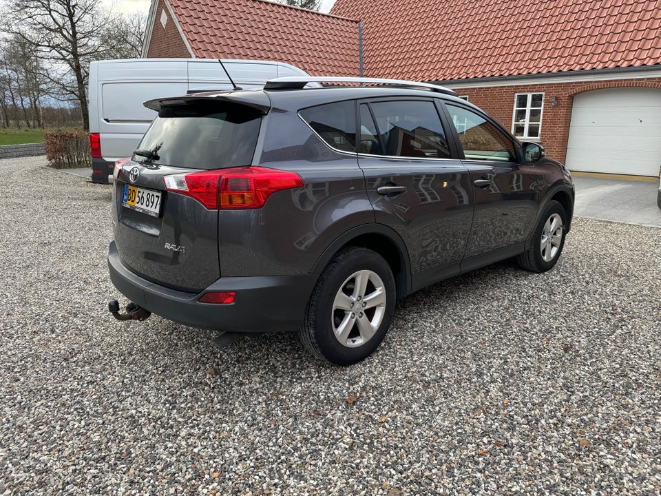 Toyota RAV4 2,0 D-4D T3 Van 5d