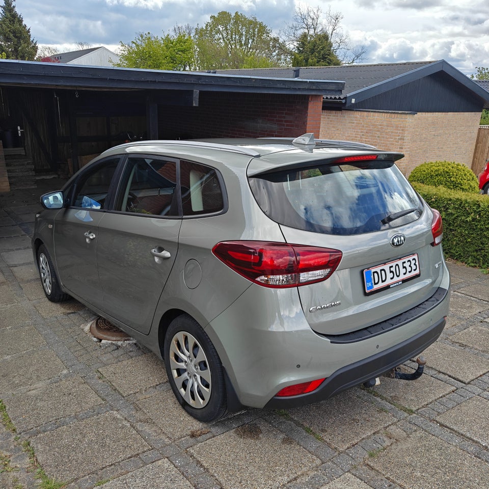 Kia Carens 1,7 CRDi 115 Style 7prs 5d