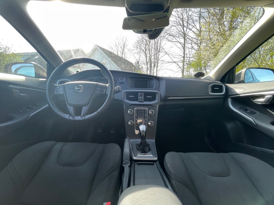 Volvo V40 2,0 D2 120 Kinetic Eco 5d