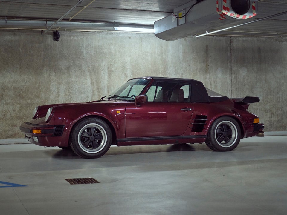 Porsche 911 3,2 Carrera Cabriolet 2d