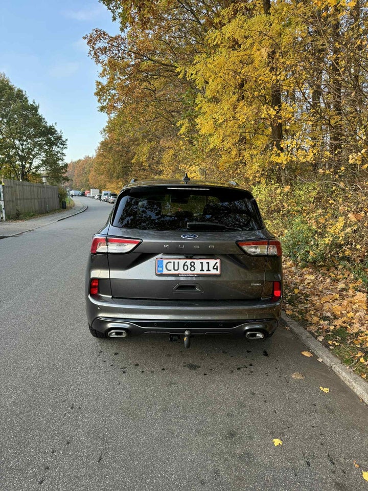 Ford Kuga 2,5 PHEV ST-Line X CVT 5d