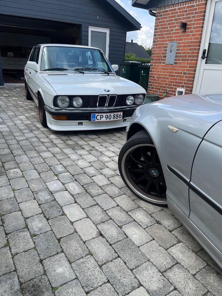 BMW 320i 2,2 Touring aut. 5d