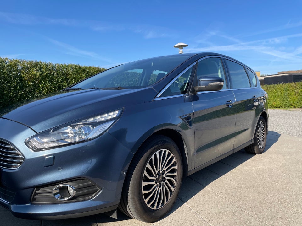 Ford S-MAX 2,0 EcoBlue Titanium 5d