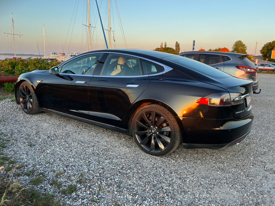 Tesla Model S 85D 5d