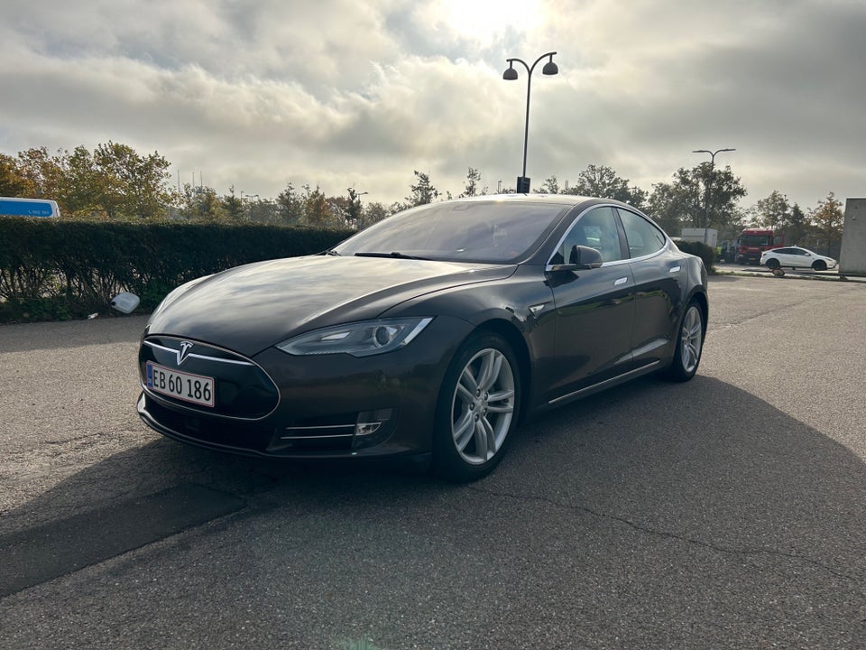 Tesla Model S 85D 5d