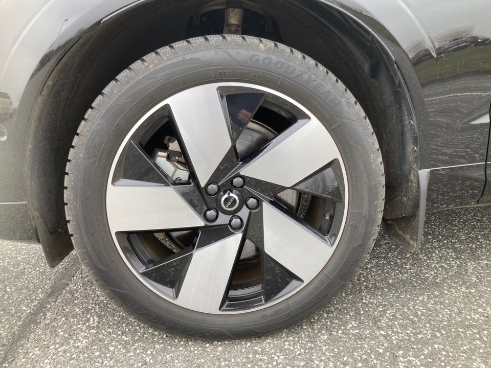 Volvo XC60 2,0 T6 ReCharge Black Edition aut. AWD 5d
