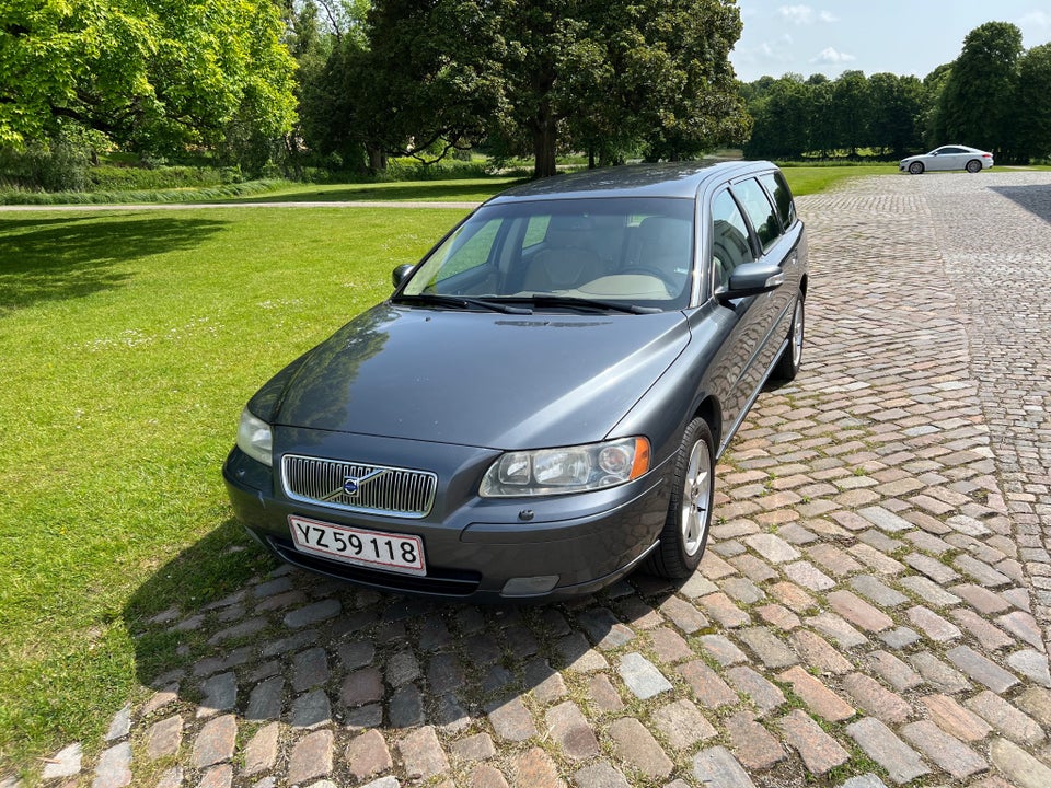 Volvo V70 2,4 140 Classic 5d