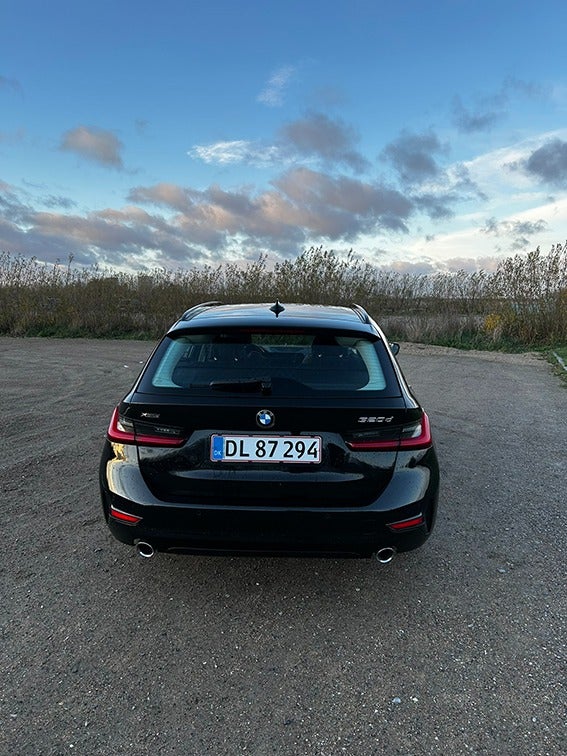 BMW 320d 2,0 Touring xDrive aut. 5d