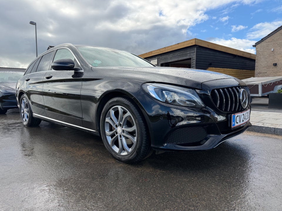 Mercedes C220 2,2 BlueTEC Avantgarde stc. aut. 5d