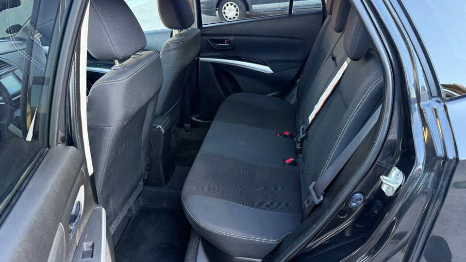Suzuki S-Cross 1,0 Boosterjet Exclusive 5d