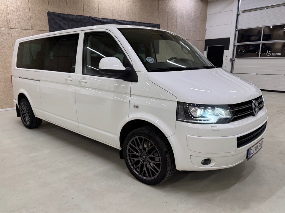 VW Caravelle 2,0 TDi 180 Comfortline DSG lang BMT 4d