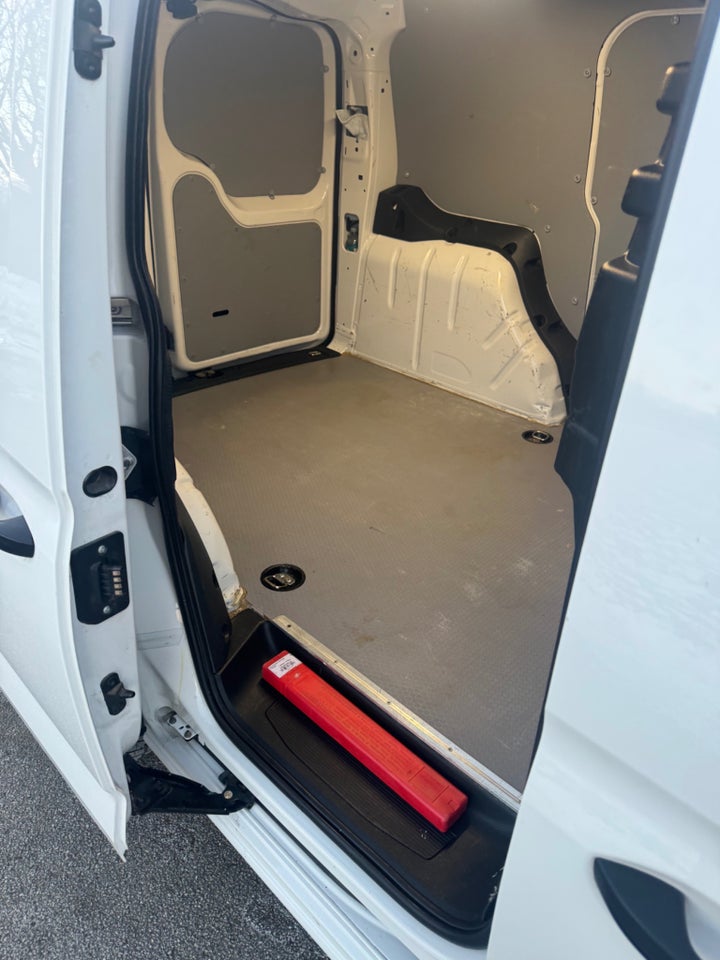 VW Caddy 2,0 TDi 102 Cargo