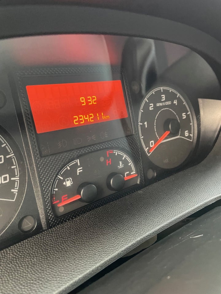 Peugeot Boxer 333 2,2 HDi 130 Kassevogn L3H2