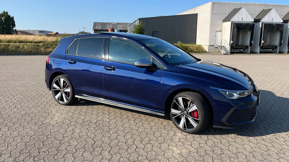 VW Golf VIII 1,4 GTE DSG 5d