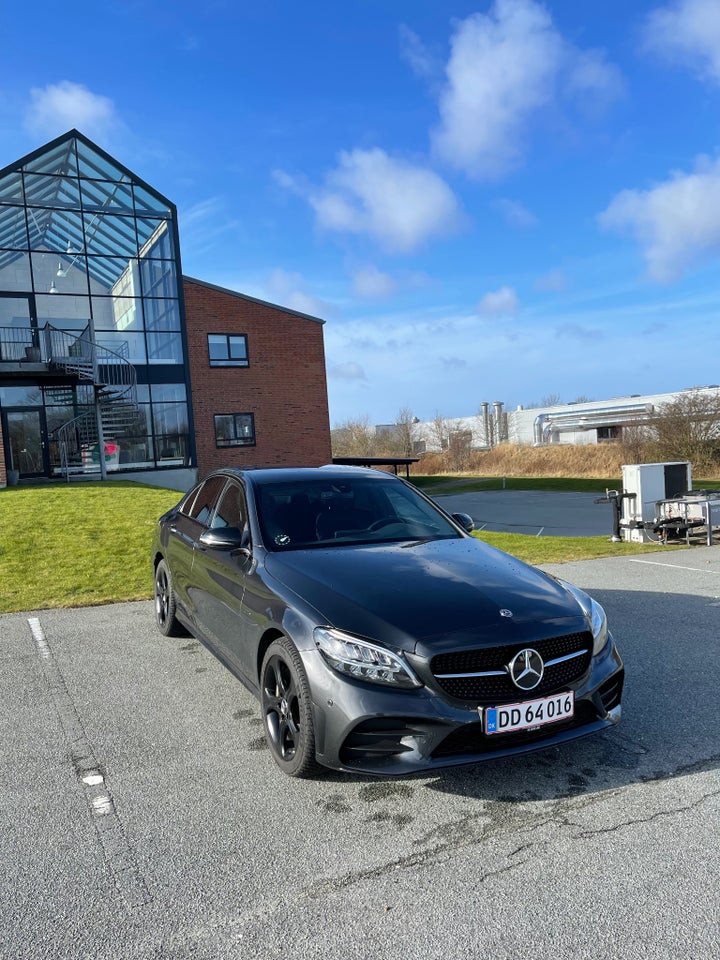 Mercedes C300 de 2,0 AMG Night Edition aut. 4d