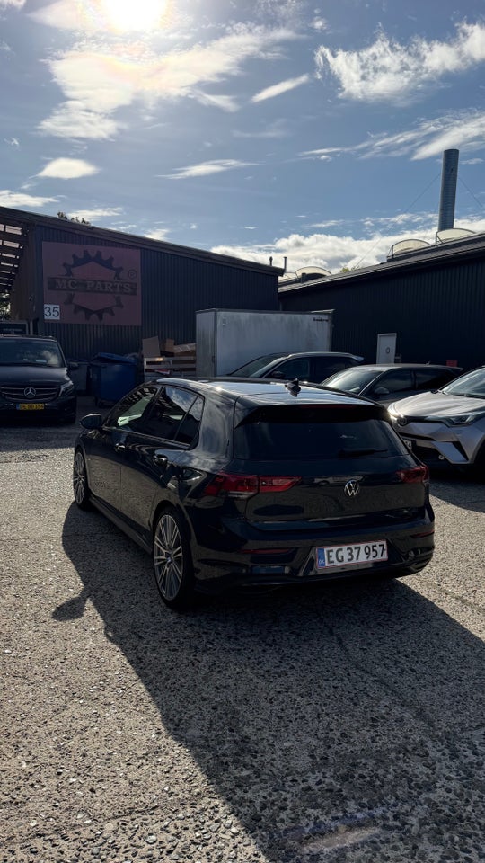 VW Golf VIII 1,4 GTE DSG 5d