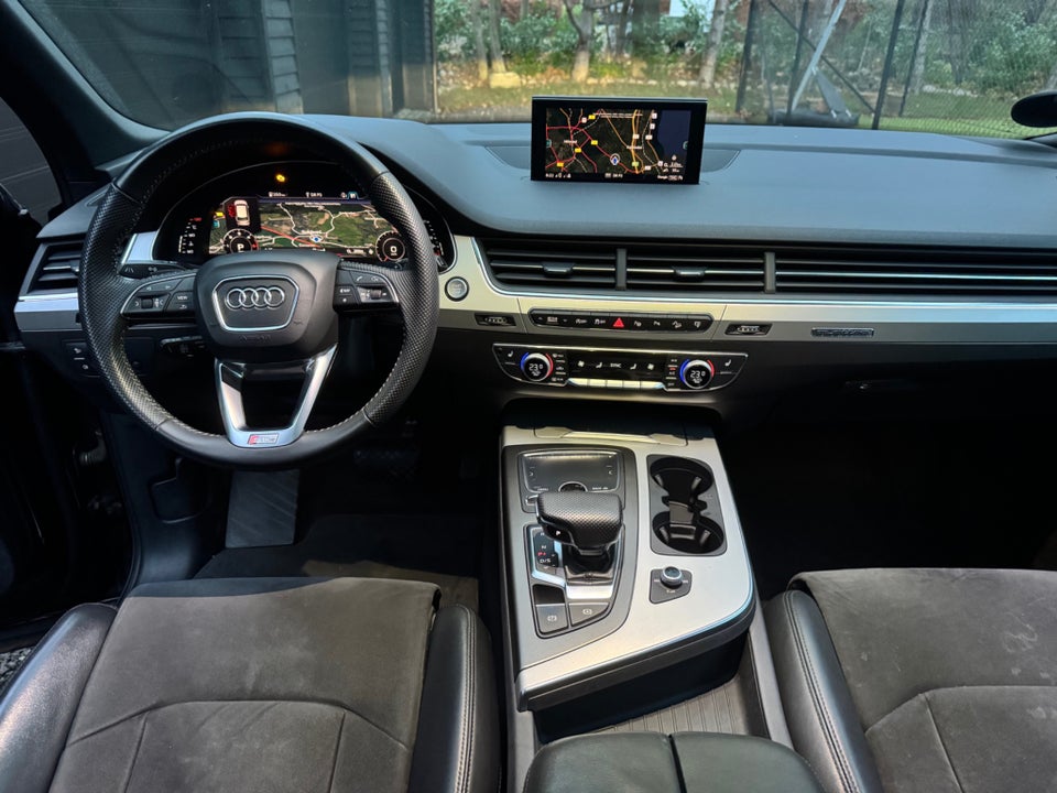 Audi Q7 3,0 TDi 272 quattro Tiptr. 7prs 5d