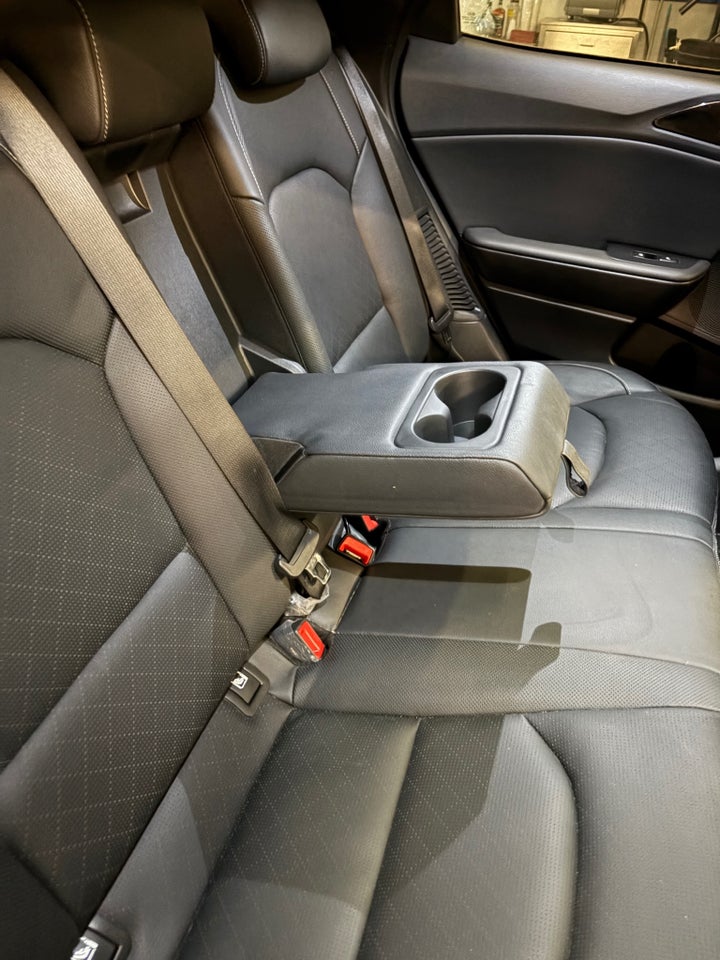 Kia XCeed 1,6 PHEV Upgrade DCT 5d