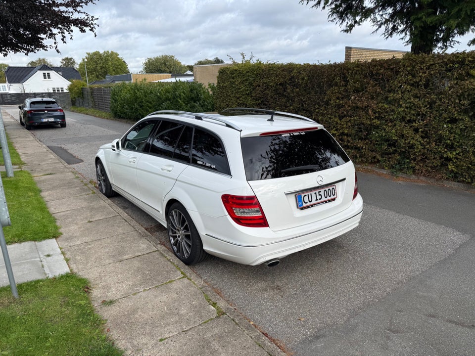 Mercedes C220 2,2 CDi Avantgarde stc. aut. 5d