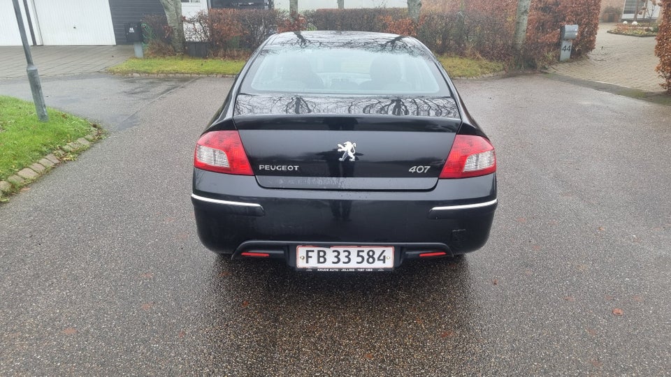 Peugeot 407 2,0 HDi 140 Premium 4d
