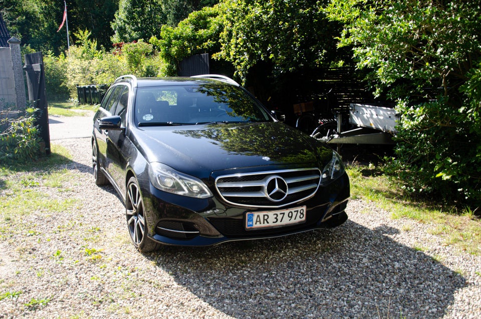 Mercedes E220 2,2 CDi Avantgarde stc. aut. 5d