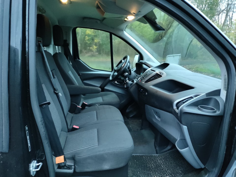 Ford Transit Custom 310L 2,2 TDCi 155 Van 5d