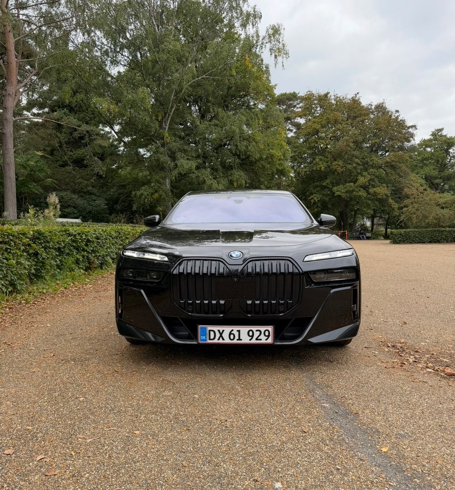 BMW i7 xDrive60 M-Sport 4d