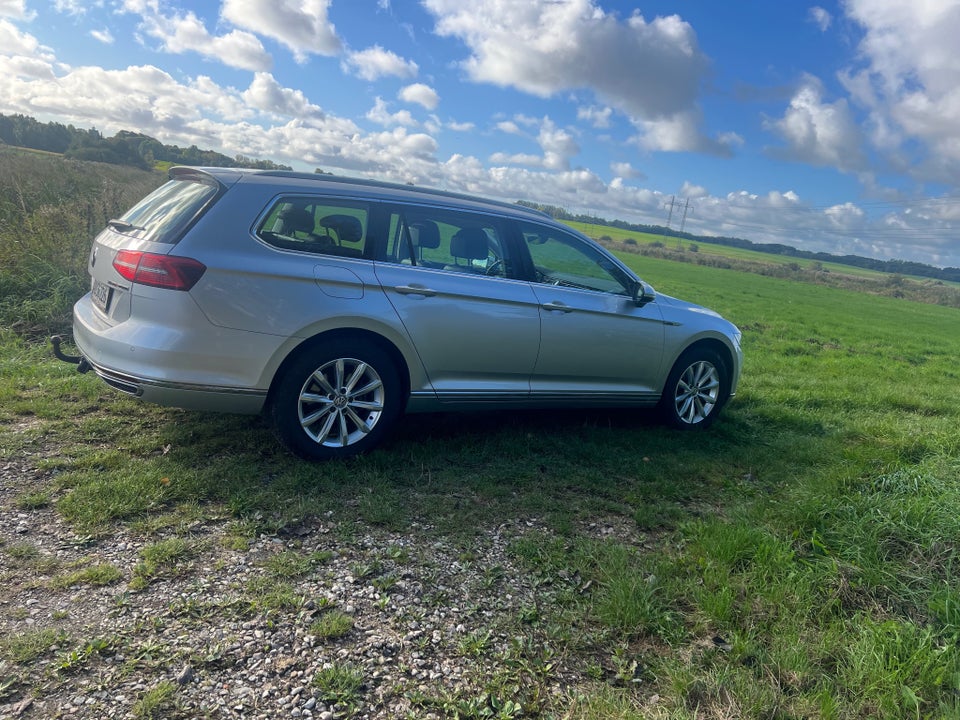 VW Passat 2,0 TDi 240 Highline Variant DSG 4Motion 5d