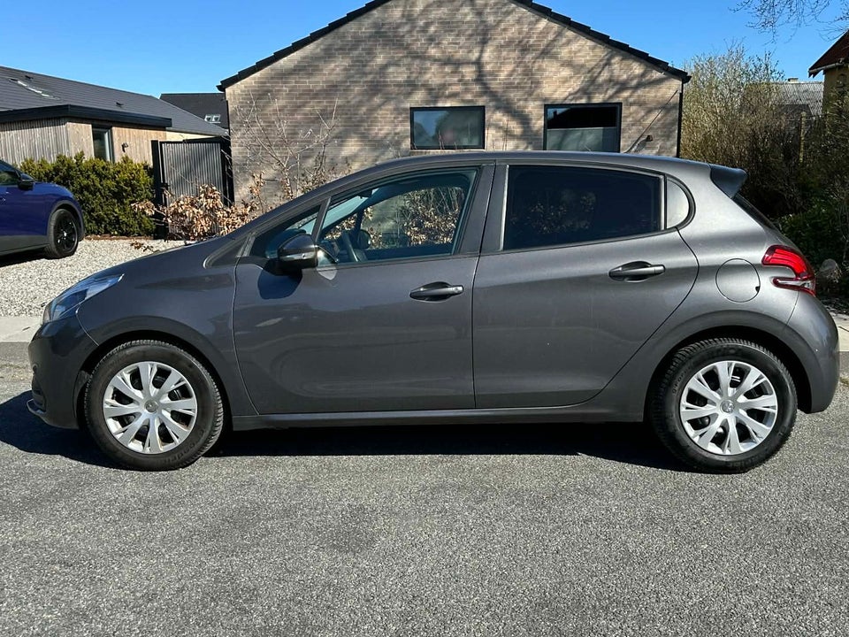 Peugeot 208 1,6 BlueHDi 100 Envy 5d