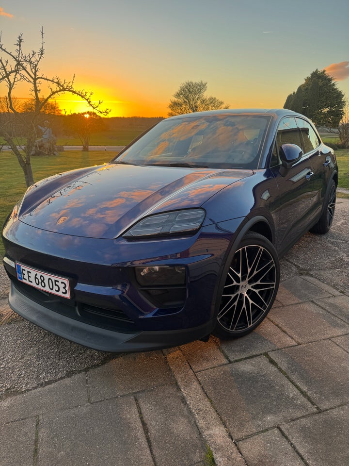Porsche Macan 4 5d