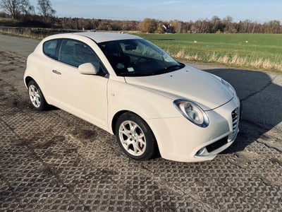 Alfa Romeo MiTo 1,4 TB 155 Distinctive 3d