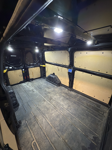 Ford Transit Custom 300L 2,0 TDCi 170 Limited aut.