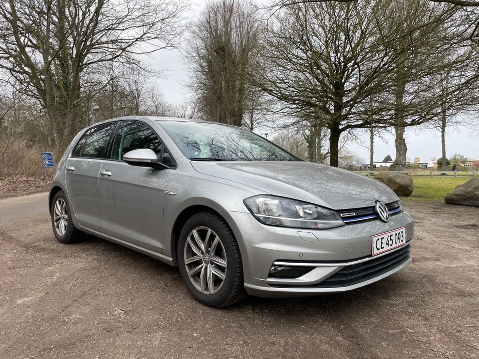 VW Golf VII 1,5 TSi 130 Comfortline Connect 5d