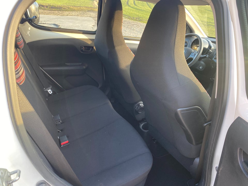 Citroën C1 1,0 VTi Shine 5d