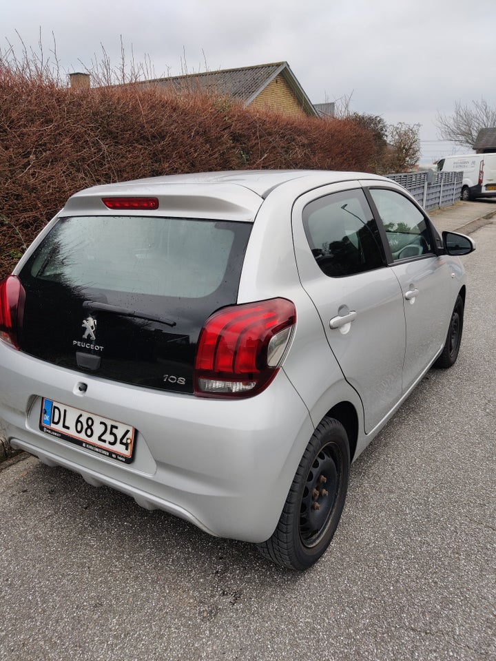 Peugeot 108 1,0 e-VTi 69 Allure 5d