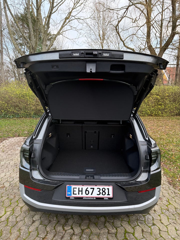 Ford Explorer 82 Premium Extended Range 5d