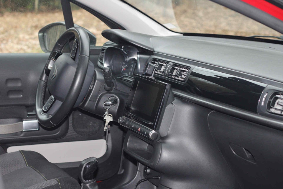 Citroën C3 1,5 BlueHDi 100 SkyLine 5d