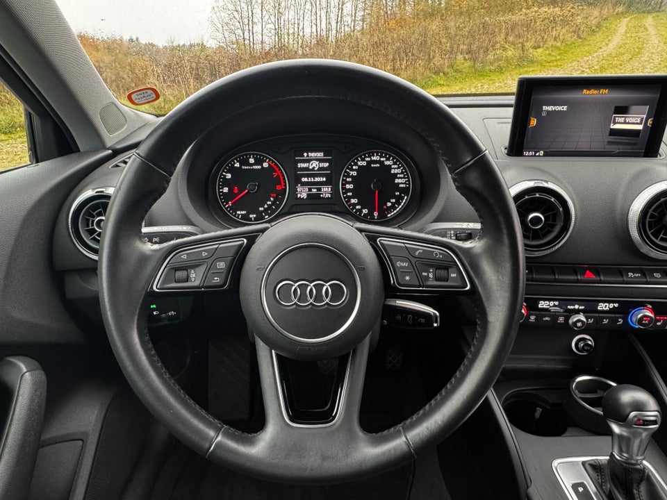 Audi A3 30 TFSi Sport Sportback S-tr. 5d