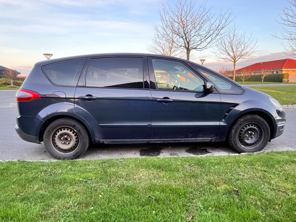 Ford S-MAX 2,0 TDCi 140 Trend 7prs 5d