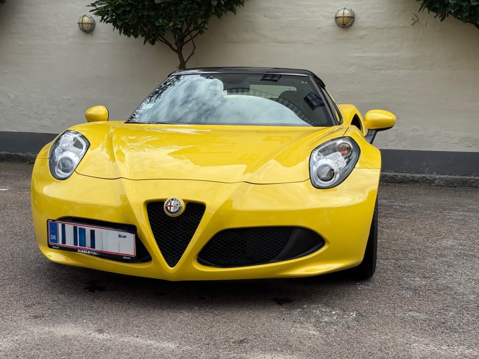 Alfa Romeo 4C 1,75 TBi Spider TCT 2d