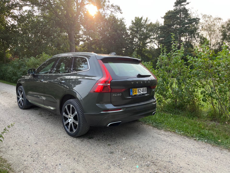 Volvo XC60 2,0 T8 407 R-Design aut. AWD Van 5d