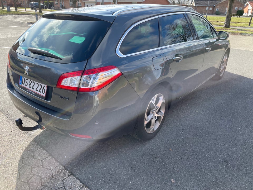 Peugeot 508 2,0 BlueHDi 150 Allure SW 5d