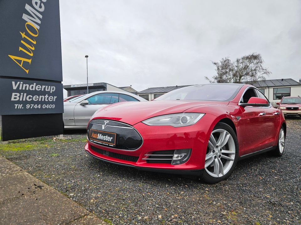 Tesla Model S 90D 5d