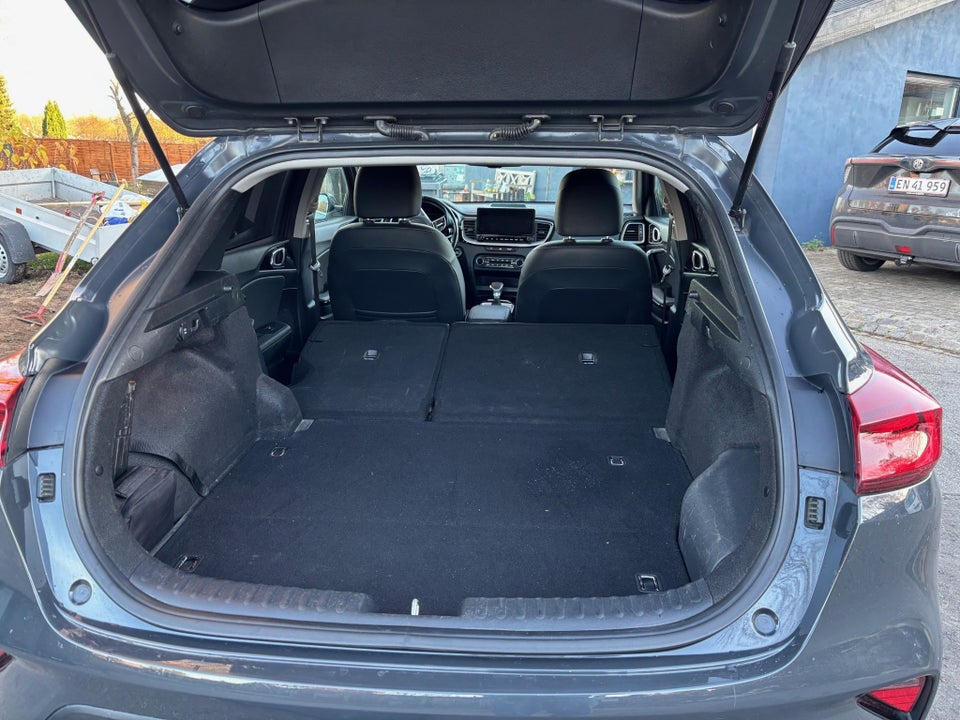 Kia XCeed 1,6 PHEV Prestige DCT 5d