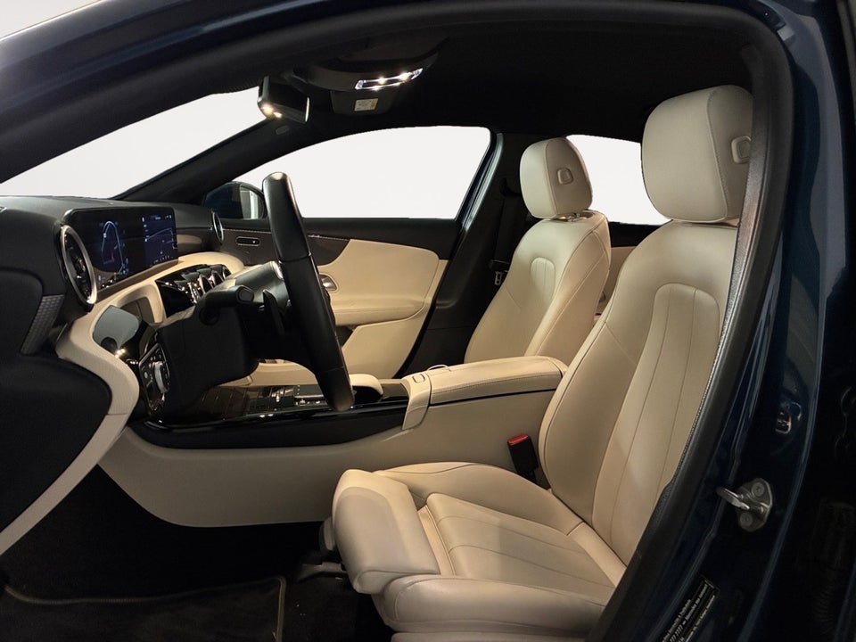 Mercedes A250 e 1,3 Progressive Line aut. 4d