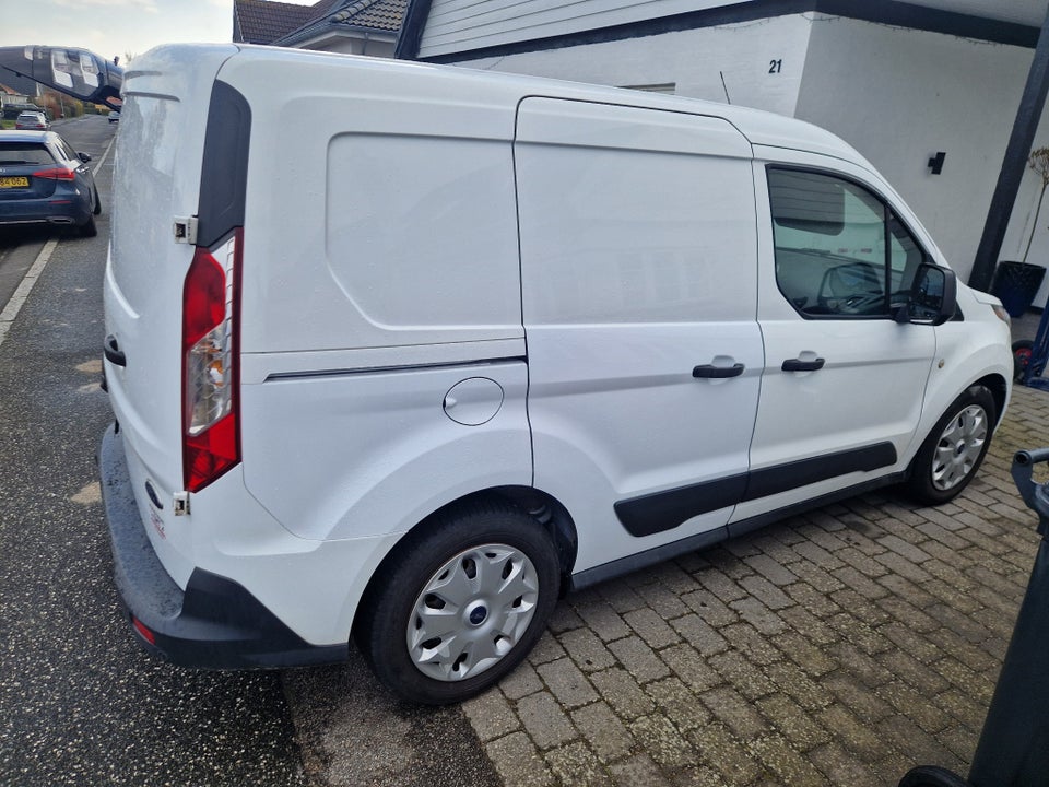 Ford Transit Connect 1,5 TDCi 120 Trend kort